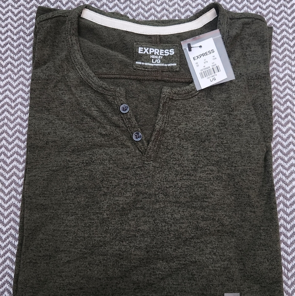 EXPRESS Supersoft Long Sleeve Henley Shirt Men's Size Large--Brnd New Wi… - Picture 1 of 5